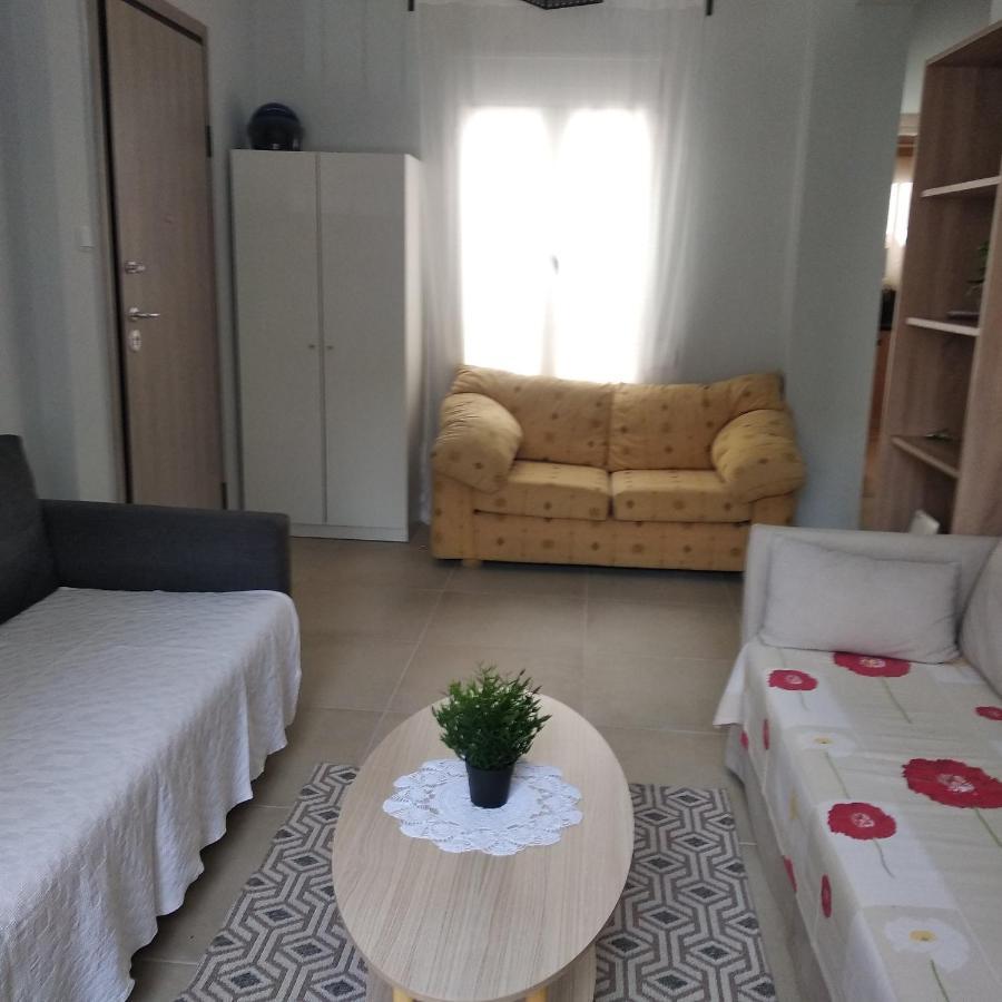 Central Town House 60M2**** Piraeus Exterior photo