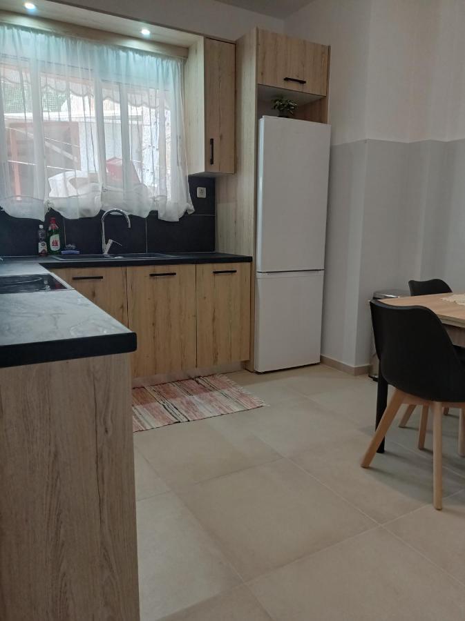 Central Town House 60M2**** Piraeus Exterior photo
